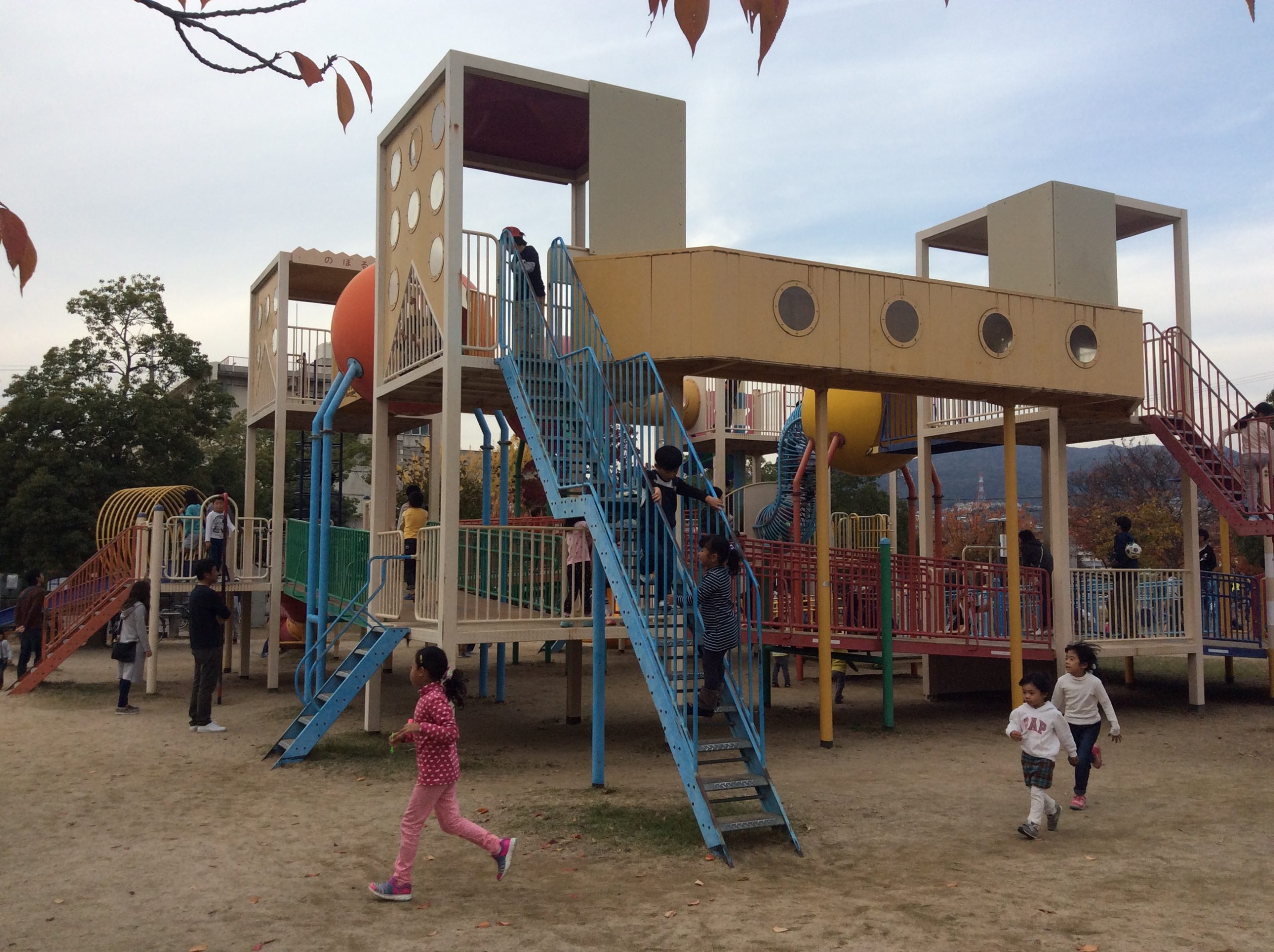 宝塚の家族で遊ぶオススメの公園はココ！